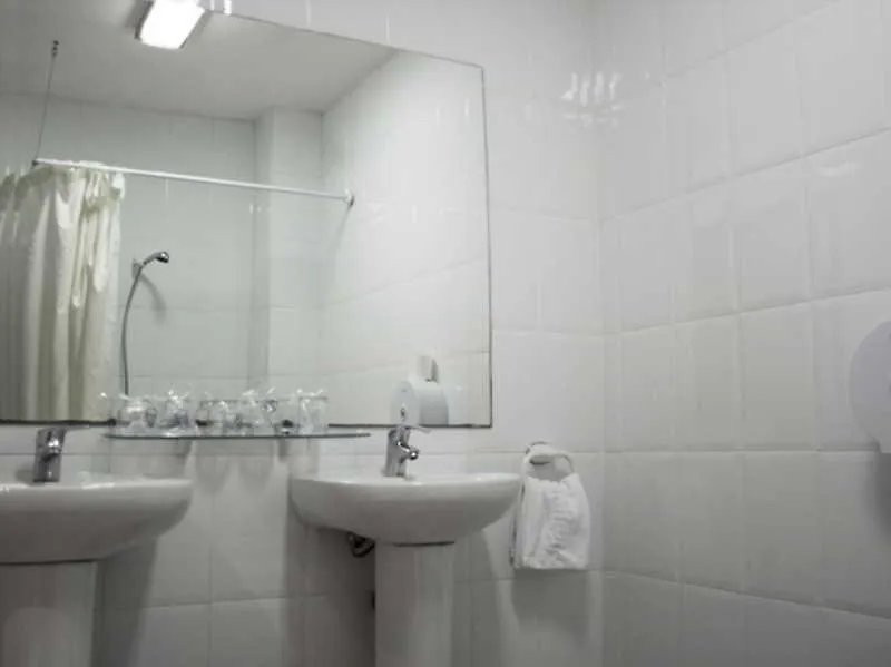 Отель Hostal Abrevadero Барселона