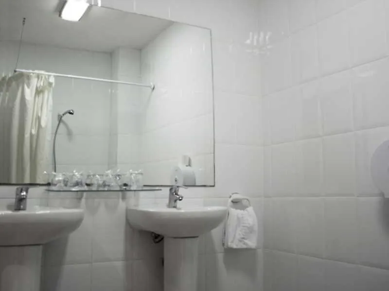 Hostal Abrevadero Barcelona 2*,