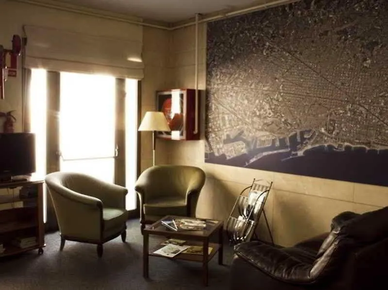 Hostal Abrevadero Barcelona Guest house