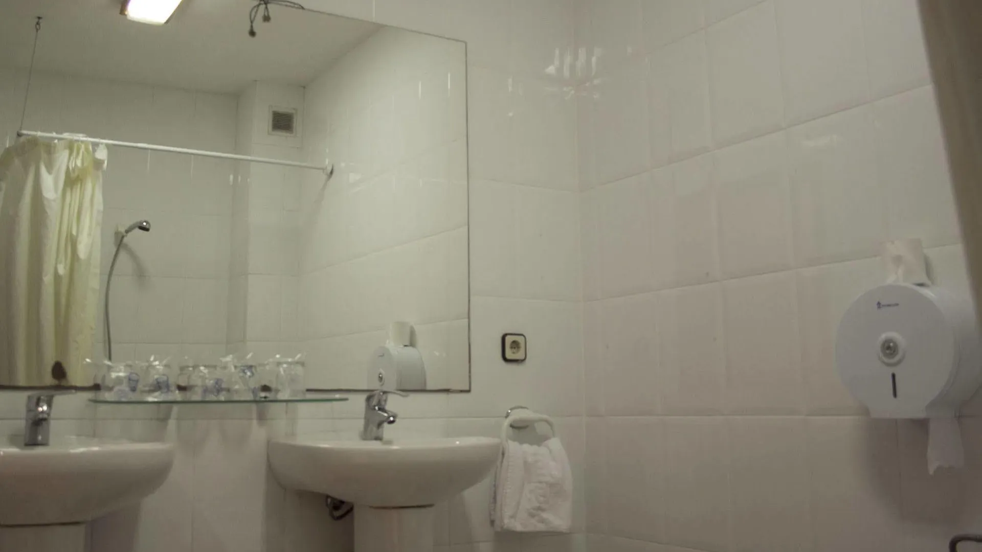 Guest house Hostal Abrevadero Barcelona