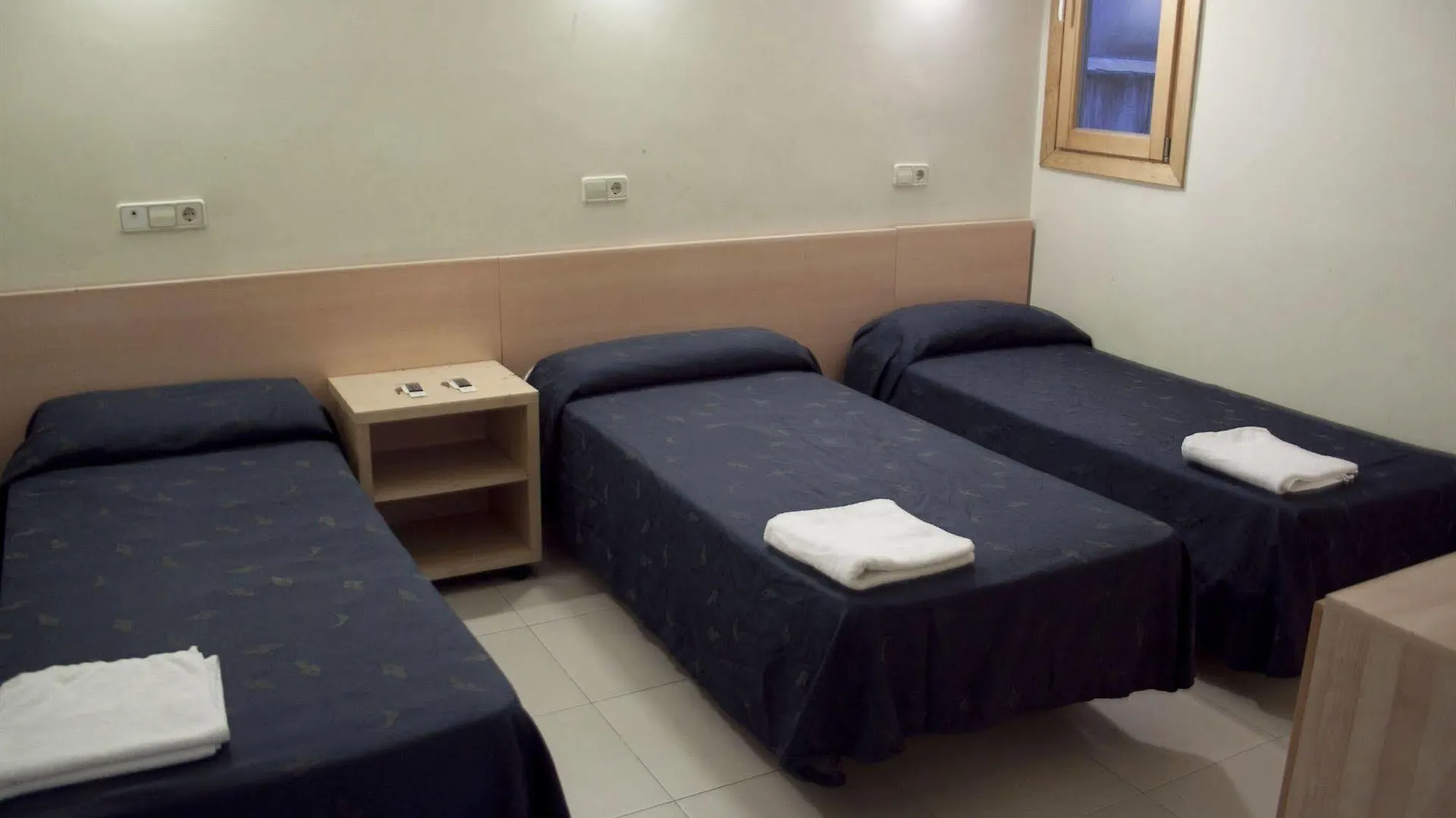 Guest house Hostal Abrevadero Barcelona